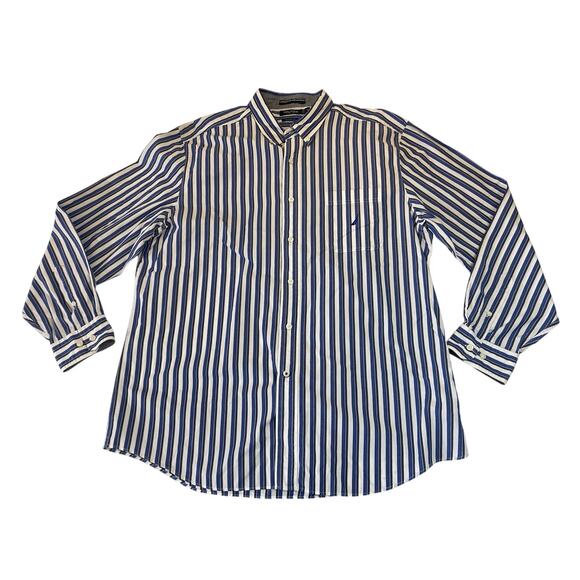 Nautica Classic Fit Long Sleeve Blue Striped Button Down Shirt - Size Men's XL - Picture 1 of 8
